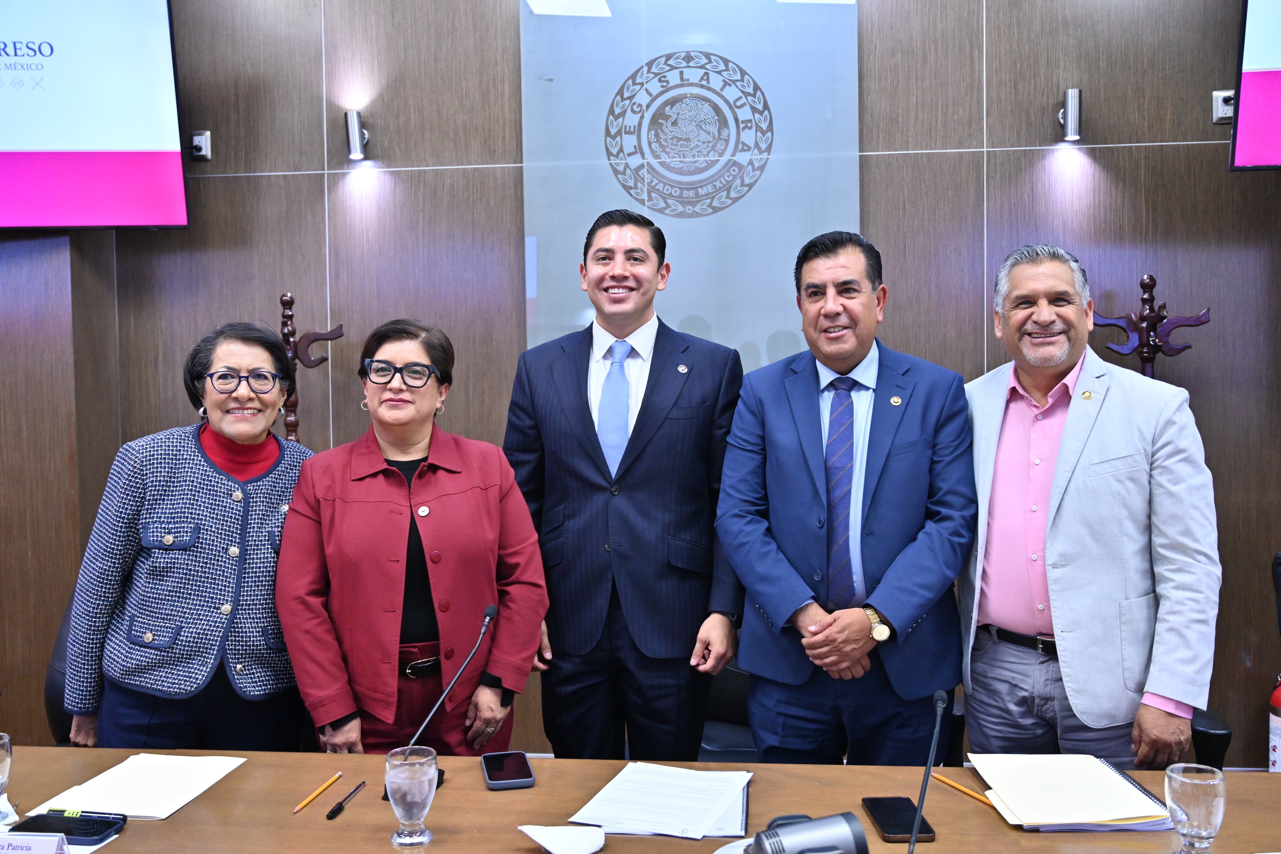 Avalan comisiones tablas de valores de 121 municipios
