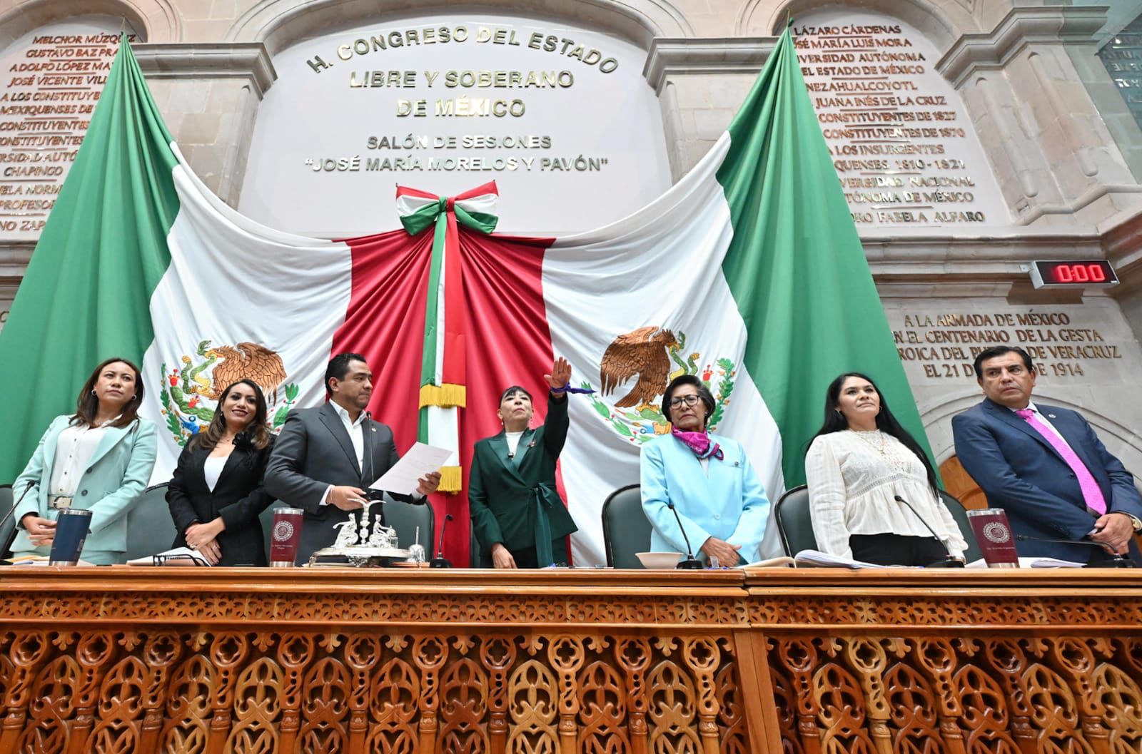 Evalúan diputadas los resultados del informe de gobierno en atención a mujeres
